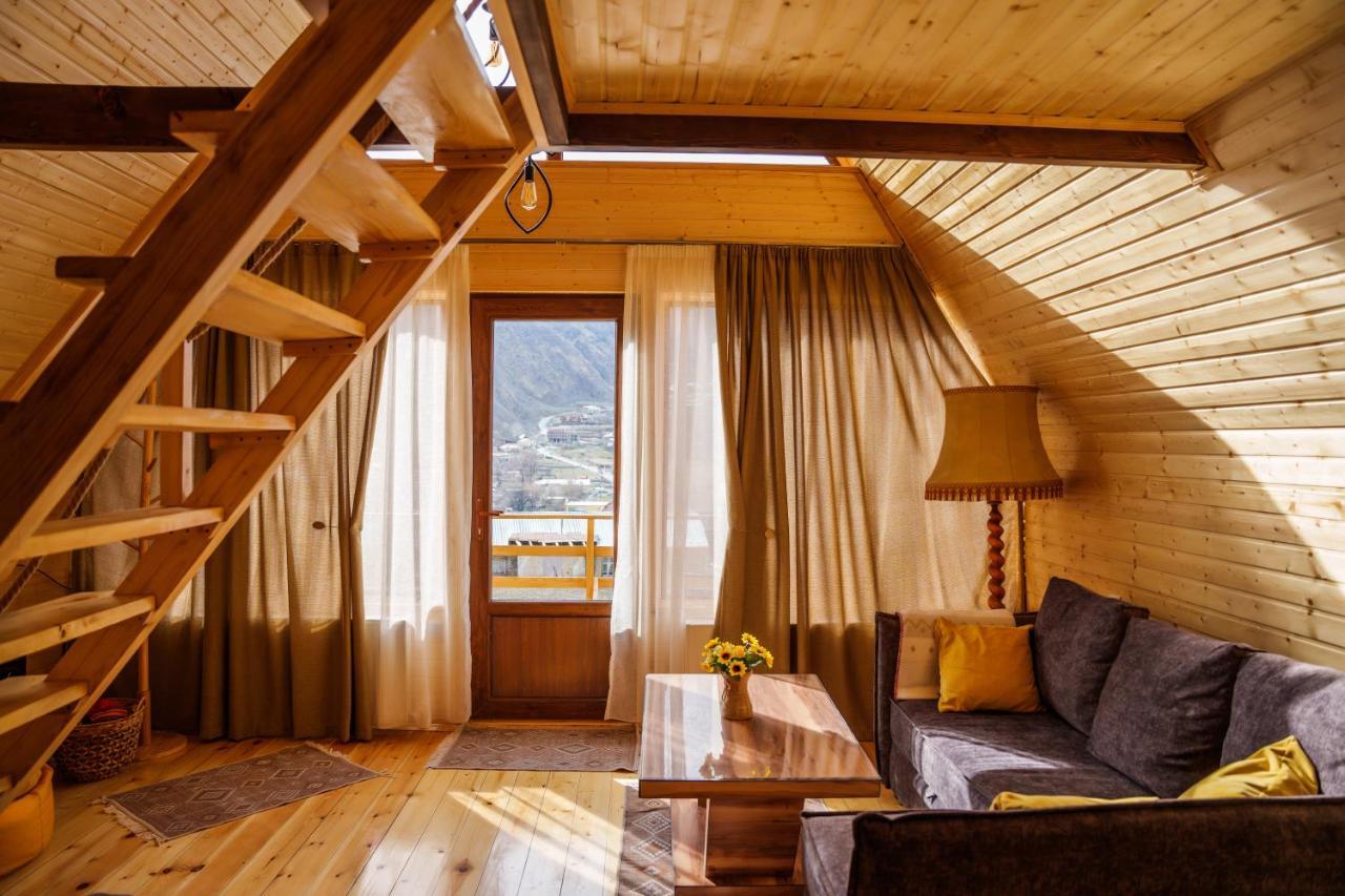 Cottage Nishi Stepancminda Zewnętrze zdjęcie